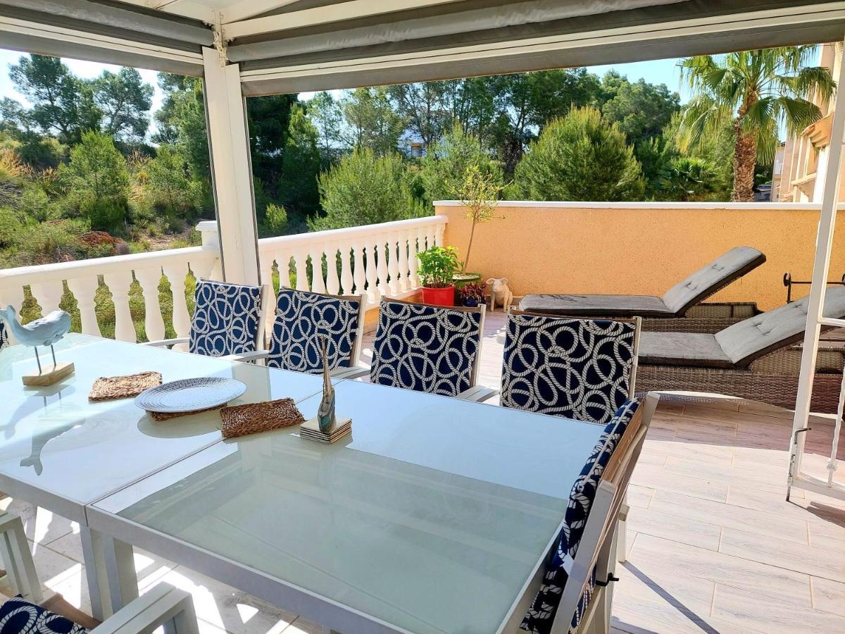 Fabulous Detached Large Villa 5 Bedrooms 3 Bathrooms Backing Onto Villamartin Golf Course Exterior photo
